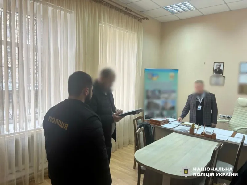 На Полтавщині викрили схему з подвійною оплатою медичних послуг