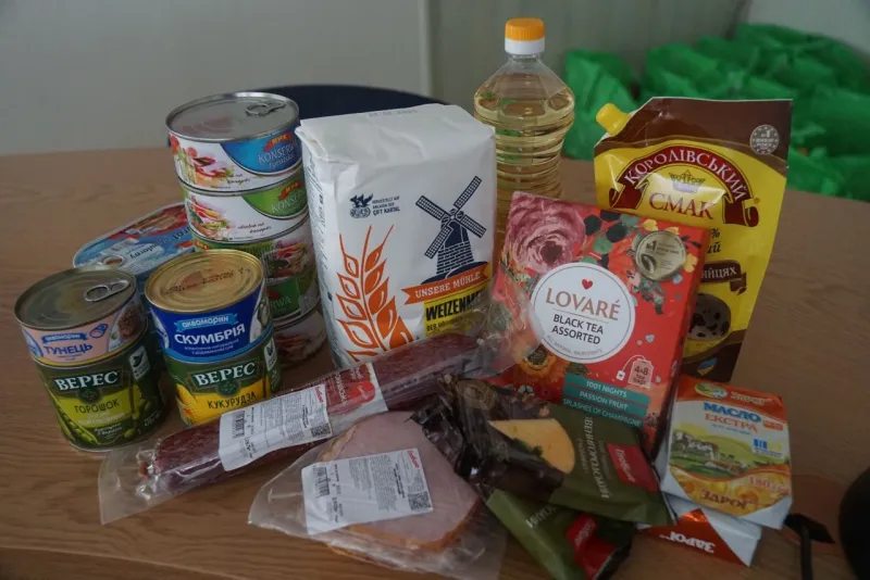 У Лубнах понад 50 родин отримали "Великодні кошики"