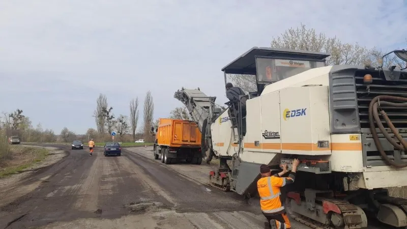 На Полтавщині триває ремонт основних доріг