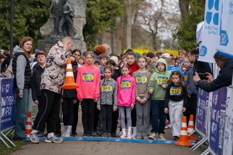 Майже 300 учасників: у Лубнах відбувся спортивний забіг