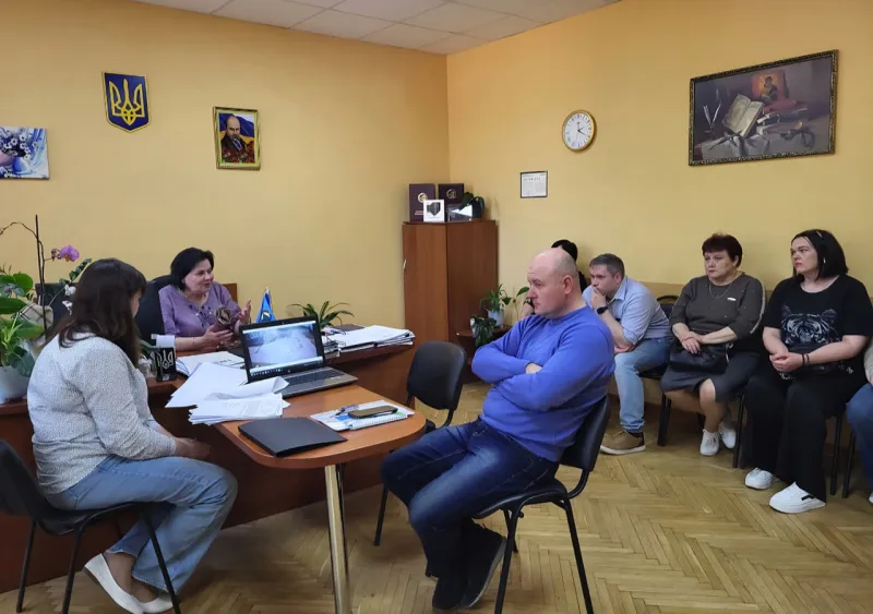 У Гребінці оштрафували людей, які викидали сміття просто на вулиці