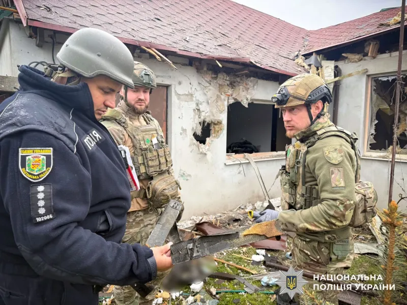 Ворог атакував Кременчуцький район: пошкоджені будинки, підприємства та транспорт