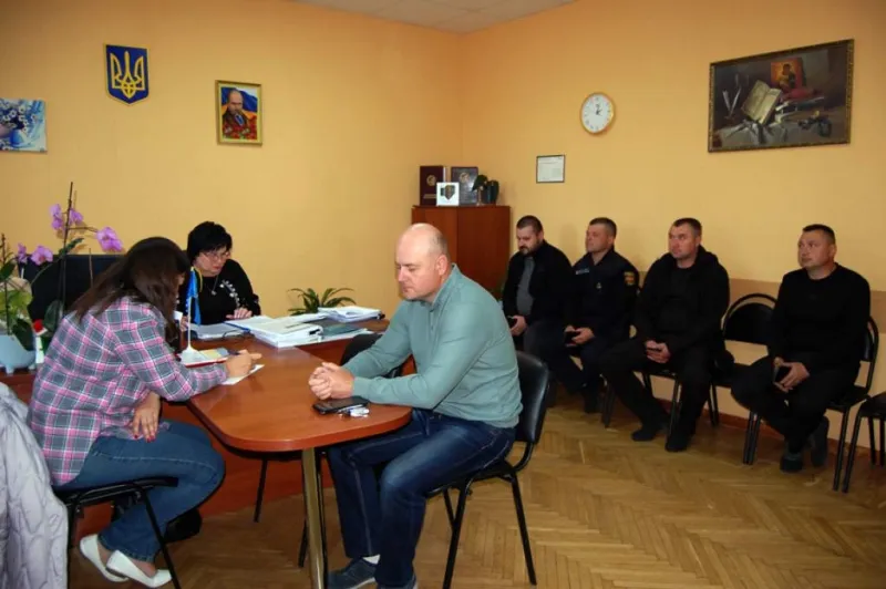 Викинула сміття - знайшли за пакетом "Нової пошти": історія з Гребінки