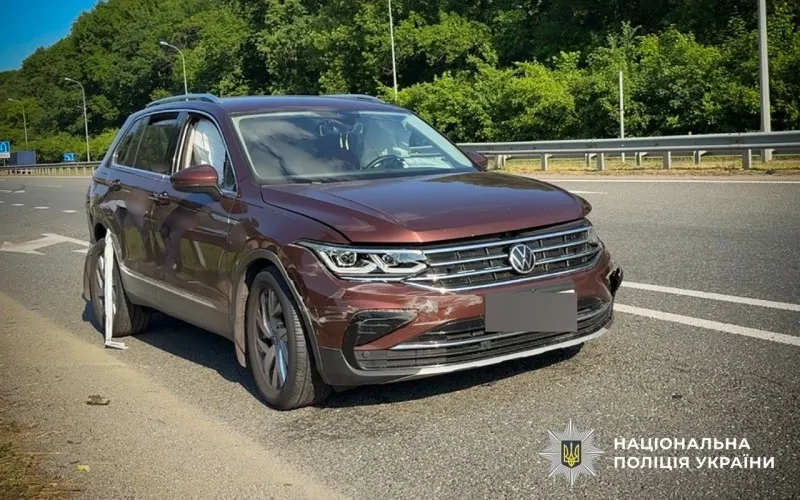 У ДТП на трасі в селі Пишне травмувався водій Mercedes