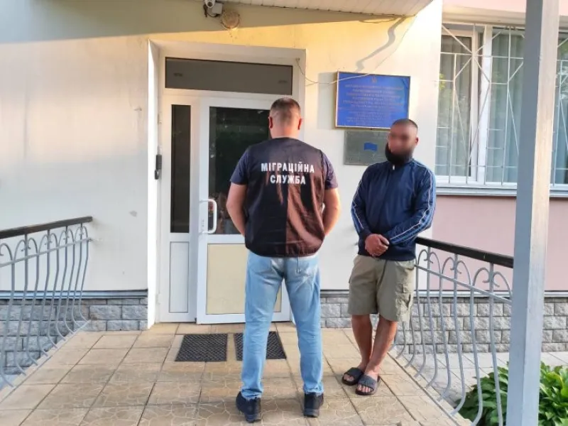 На Полтавщині затримали іноземця, який проживав тут незаконно