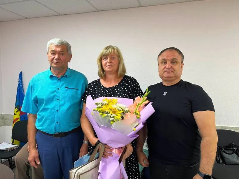 Виховала п'ятьох доньок: мешканка Новооржицької громади отримала відзнаку "Мати-героїня"