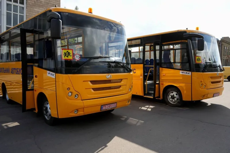 Ще два нові автобуси для школярів: Пирятинська громада продовжує оновлювати автопарк