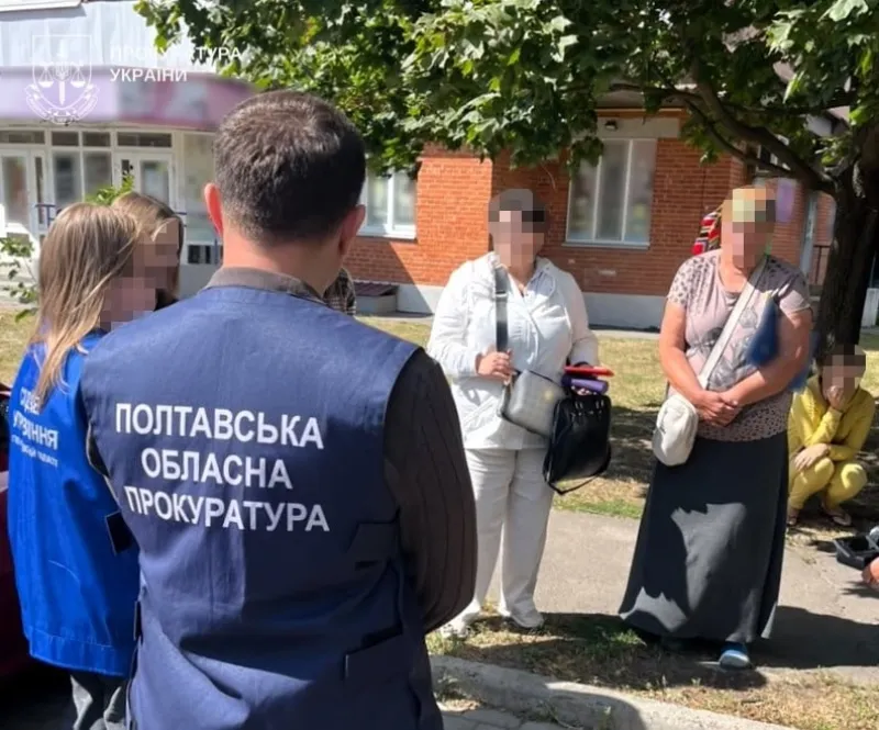 200 тисяч за "батьківство": на Полтавщині викрили схему виїзду чоловіка за кордон