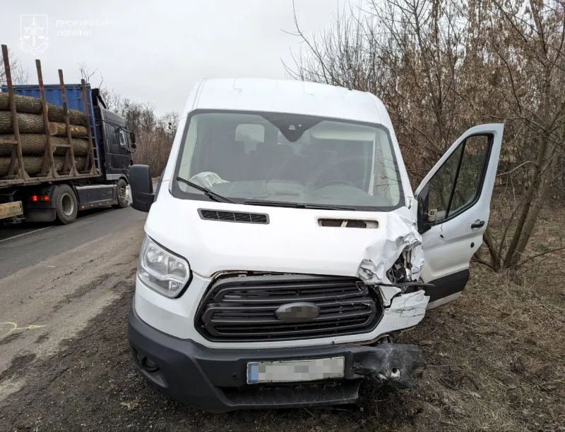 Водій агрофірми, який у ДТП травмував трьох поліцейських, отримав 4 роки ув'язнення