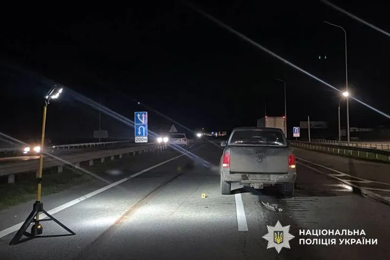 Чергова аварія на трасі в селі Вільшанка: загинув пішохід